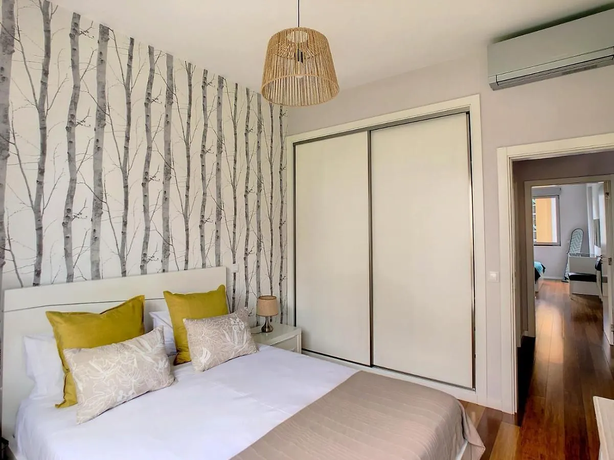 Alameda Apartment By Lovelystay فونشال 0*,  البرتغال